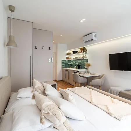 Apartament Geri Harmony *